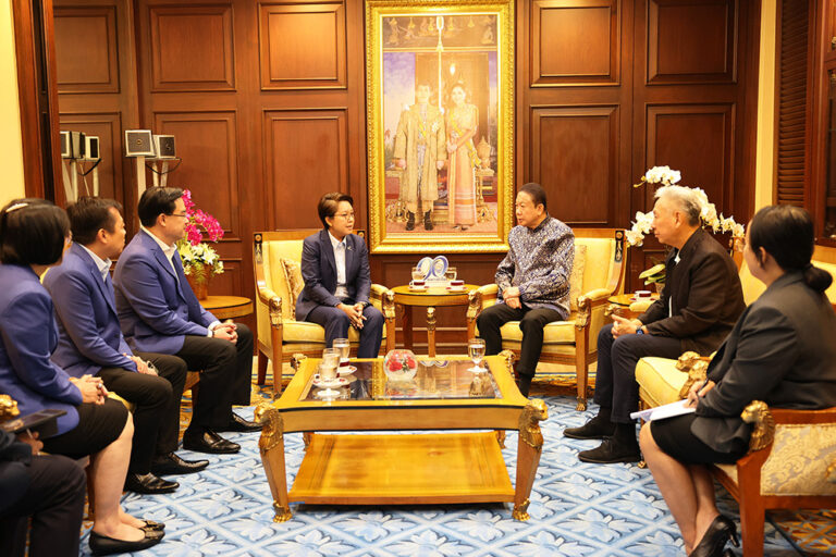 SME D Bank เข้าพบ หอการค้าไทยและสภาหอการค้าแห่งประเทศไทย หารือสานต่อความร่วมมือหนุนเอสเอ็มอีเข้าถึงบริการ “เติมทุนคู่พัฒนา”