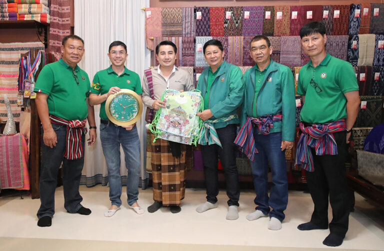 ธ.ก.ส. หนุนเกษตรกรหัวขบวน ปรับเปลี่ยนวิถีเกษตรสู่ Agro-Tourism พร้อมส่งเสริมการดีไซน์และแปรรูปผลิตภัณฑ์ไปยังตลาดที่มีกำลังซื้อสูง