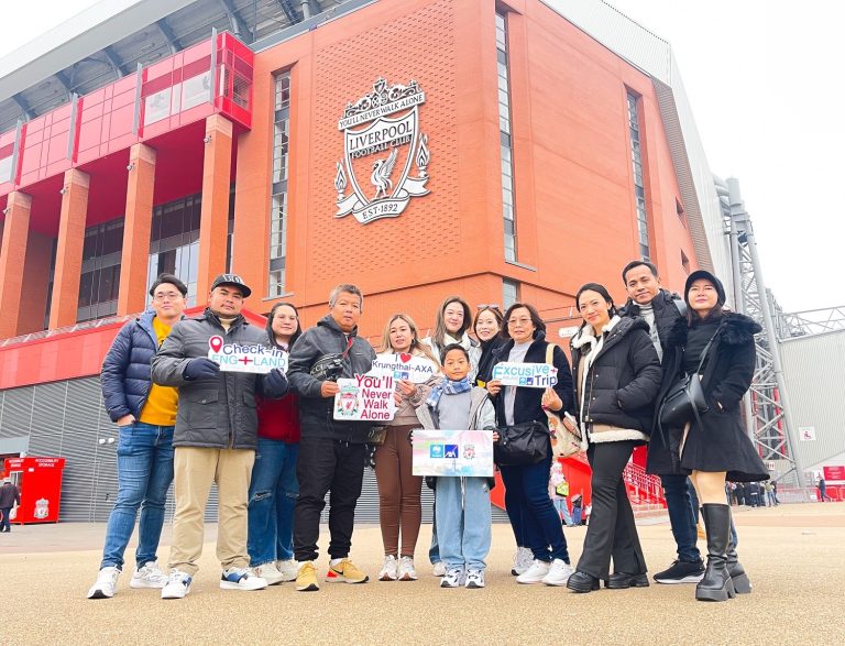 กรุงไทย–แอกซ่า ประกันชีวิต พาลูกค้าผู้โชคดีจากแคมเปญ ‘ลุ้นทริปเที่ยวอังกฤษพร้อมดูบอลทีมลิเวอร์พูลสุดเอ็กซ์คลูซีฟ’ บินลัดฟ้าเชียร์บอลติดขอบสนามแอนฟิลด์ 