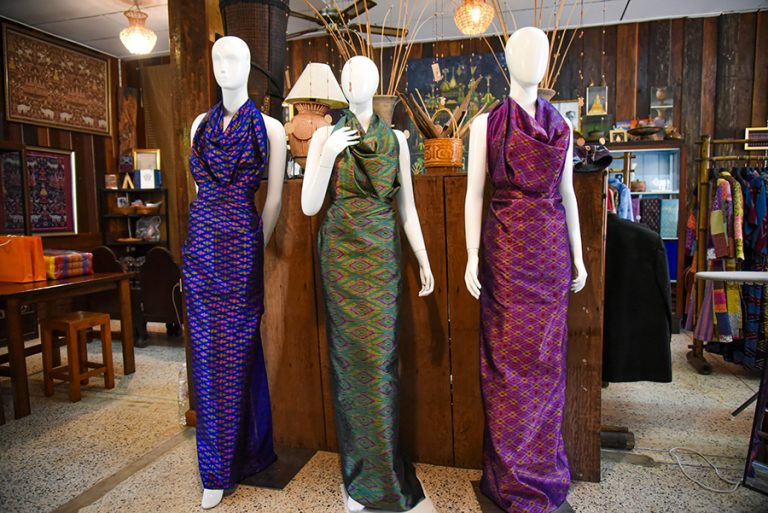 ไทยเบฟ-มธ. ร่วมสร้างคุณค่า “ผ้าไทย” ภายใต้โครงการ Creative Young Designers Season 4 ยกระดับผ้าย้อมคราม-ผ้ามัดหมี่ สร้างคุณค่าเพิ่ม