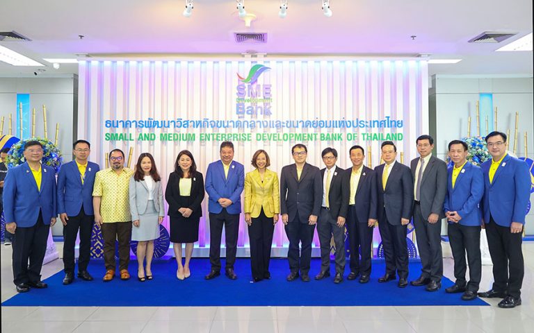 SME D Bank ขานรับนโยบายรัฐมนตรีฯ พิมพ์ภัทรา ‘รื้อ ลด ปลด สร้าง’ หนุนเอสเอ็มอีไทย ชูเรือธง ‘เติมทุนคู่พัฒนา’ เพิ่มศักยภาพขับเคลื่อนเศรษฐกิจและสังคมไทยเติบโตยั่งยืน