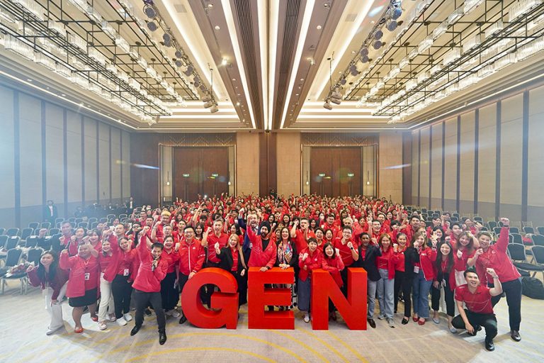 เจนเนอราลี่ ไทยแลนด์ จัด TOWN HALL ประกาศแผนปี 2024 พิชิตท็อป 5 ประกันในไทย  