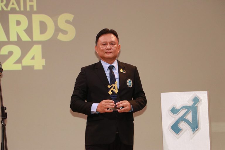 การเคหะแห่งชาติ ร่วมรับรางวัล “รัฐวิสาหกิจดีเด่นด้านการส่งเสริมและพัฒนาที่อยู่อาศัยอย่างยั่งยืน” ภายในงาน “มอบรางวัล SIAMRATH AWARDS 2024”