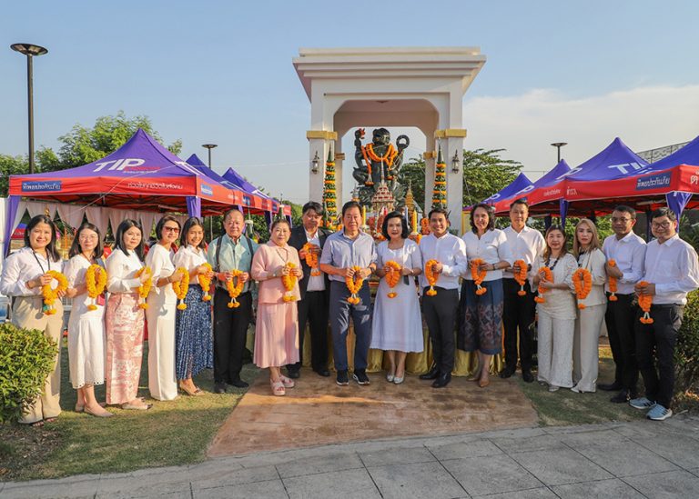 พลังบุญทิพย #225 พิธีมหามงคลเทวาภิเษกบวงสรวงองค์เทพหนุมานทิพยและสิ่งศักดิ์สิทธิ์ทุกพระองค์ พร้อมจัดพิธีเจริญพระพุทธมนต์ประจำปี เพื่อความเป็นสิริมงคลแห่งแผ่นดินไทย