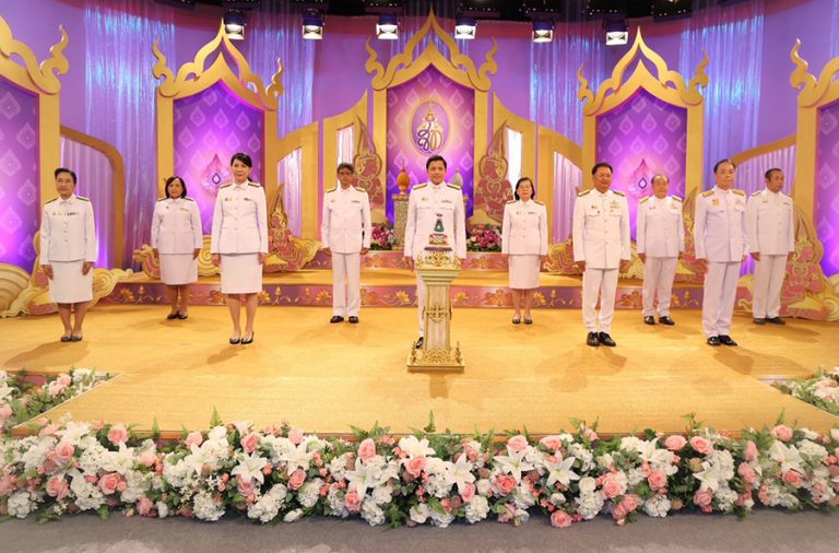 ออมสิน ร่วมบันทึกเทปถวายพระพรชัยมงคลสมเด็จพระนางเจ้าฯ พระบรมราชินี        