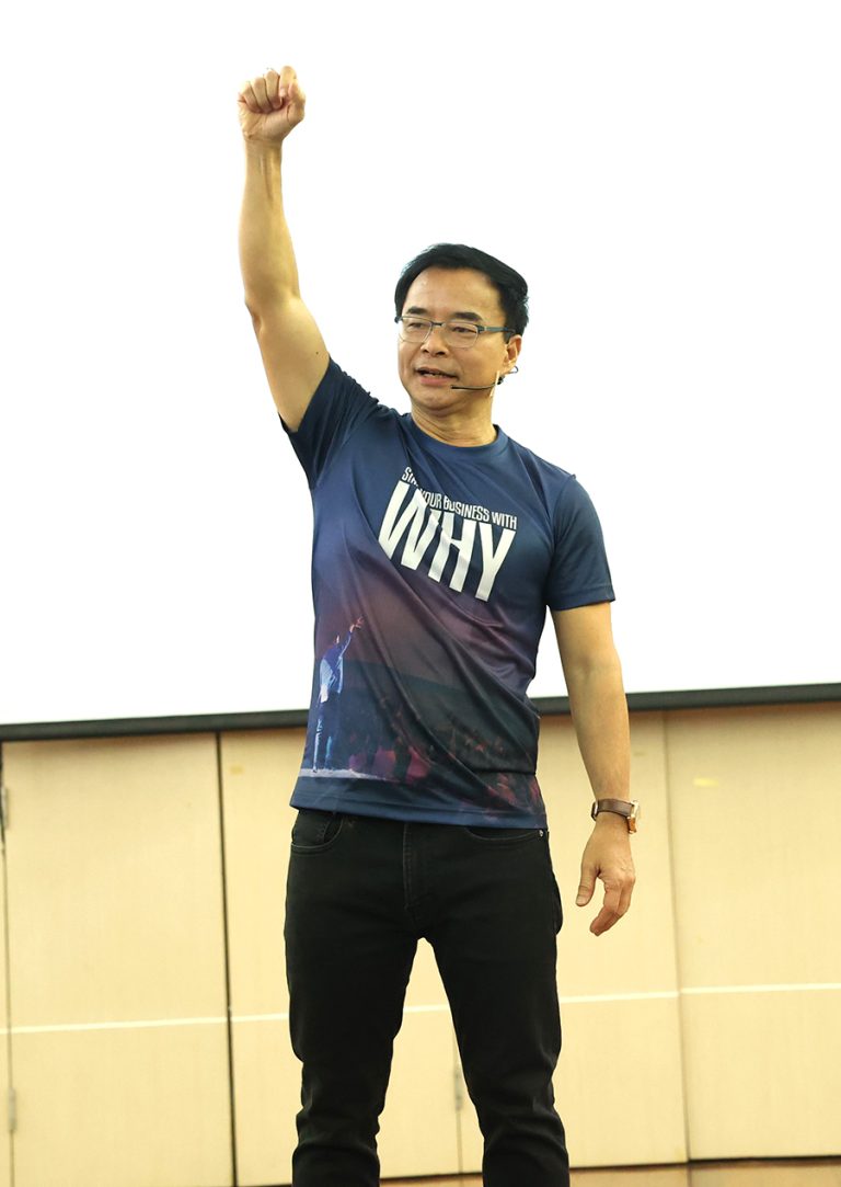 ซัคเซสมอร์ สปป. ลาว ยังคงเหนียวแน่น จัดงาน WHY คนล้นห้อง ทั้ง 2 รอบ  