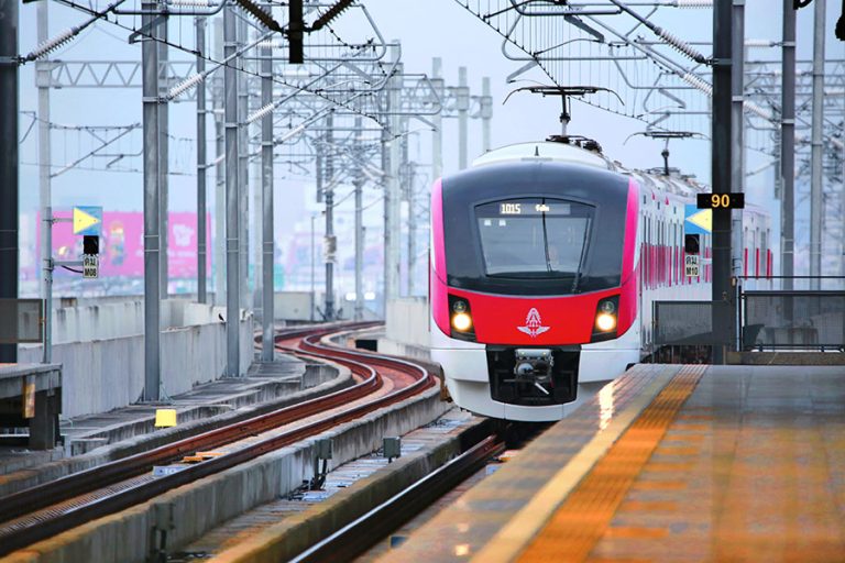 สายสีแดง เผยผลสำรวจความพึงพอใจผู้โดยสาร ครึ่งปีหลัง 2567 ผู้โดยสารเชื่อมั่นคุณภาพงานบริการ และความปลอดภัยเป็นอย่างมาก