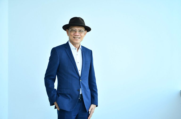 การพัฒนาโครงสร้างเศรษฐกิจ สังคม สิ่งแวดล้อม เพื่อให้ประเทศไทยเจริญเติบโตอย่างยั่งยืน