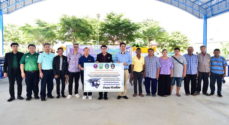 วช. มอบนวัตกรรม “ระบบสูบน้ำด้วยพลังงานเซลล์แสงอาทิตย์สำหรับนาข้าว” เพื่อส่งเสริมการใช้ประโยชน์ให้กับวิสาหกิจชุมชนกลุ่มเกษตรกร ต.รางจรเข้ จ.พระนครศรีอยุธยา