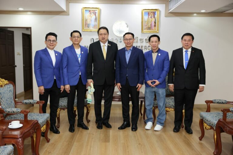 SME D Bank เข้าพบรัฐมนตรีช่วยว่าการกระทรวงพาณิชย์ พร้อมเชื่อมโยงการสนับสนุนผู้ประกอบการเอสเอ็มอีไทยเติบโตเข้มแข็งยั่งยืน