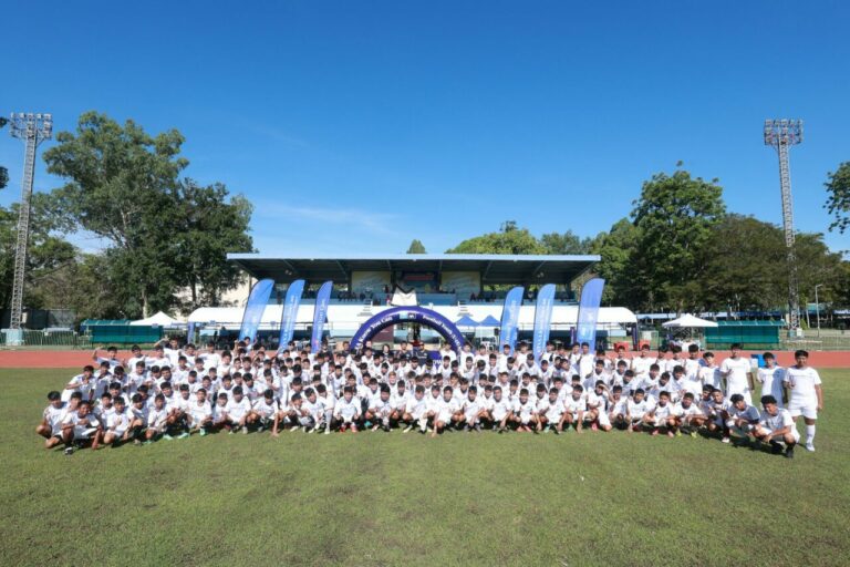 กรุงไทย-แอกซ่า ประกันชีวิต จัดสนามที่ 4 ภาคใต้ โครงการ “KTAXA Know You Can Football Youth (U-15) Academy ปีที่ 5” พร้อมนักเตะเยาวชนเข้าร่วมมากกว่า 300 คน ณ จังหวัดสุราษฎร์ธานี