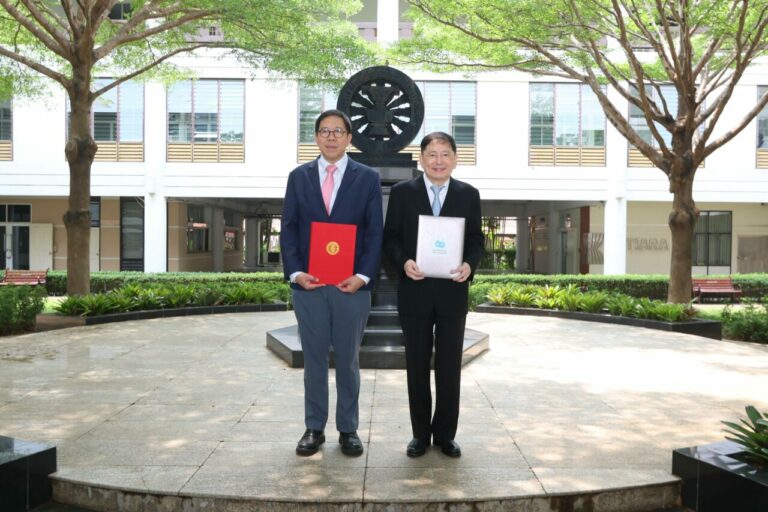 แว่นท็อปเจริญ จับมือ มหาวิทยาลัยธรรมศาสตร์ ลงนาม MOU ผนึกกำลังสร้างโอกาสให้บัณฑิต พัฒนาศักยภาพสู่ความพร้อมในโลกธุรกิจจริง