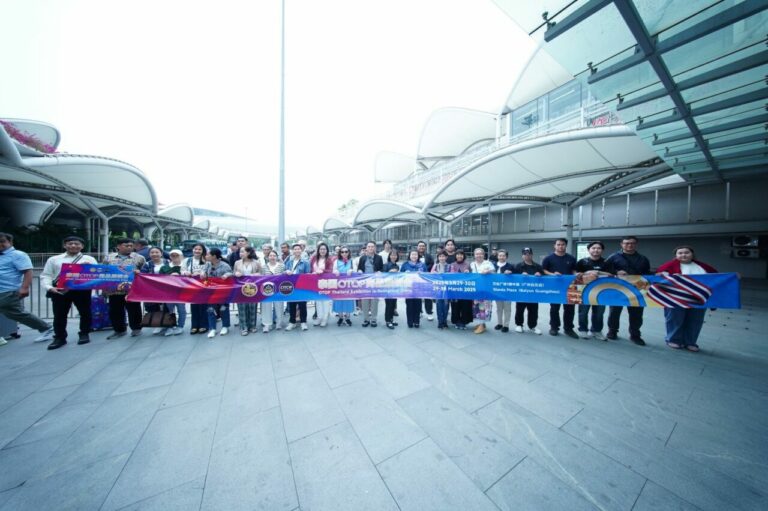 พช. โชว์ผลสำเร็จ กระแสตอบรับดีเกินคาด ผลิตภัณฑ์ OTOP ไทยโดนใจคนกวางโจวดันยอดขายทะลุเป้า และพร้อมเข้าสู่ E-Commerce เต็มตัว