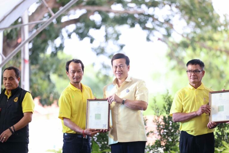 ธ.ก.ส. ร่วมกับ ส.ป.ก. และ กยท. สนับสนุนเกษตรกรแปลงต้นไม้มีค่าและเข้าถึงแหล่งเงินทุน เพื่อยกระดับคุณภาพชีวิตเกษตรกรไทยให้เติบโตอย่างมั่นคงและยั่งยืน  