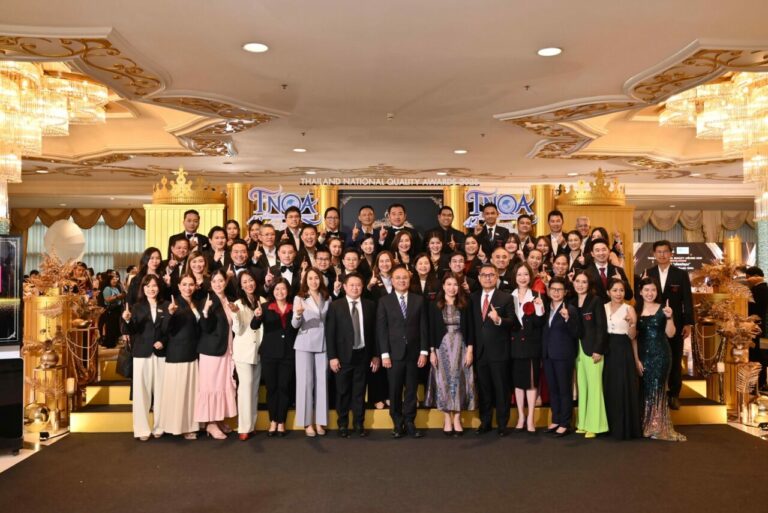 เอไอเอ ประเทศไทย ครองอันดับ 1 รางวัลตัวแทนคุณภาพดีเด่นแห่งชาติ ครั้งที่ 42 (42nd TNQA ) ติดต่อกันเป็นปีที่ 18