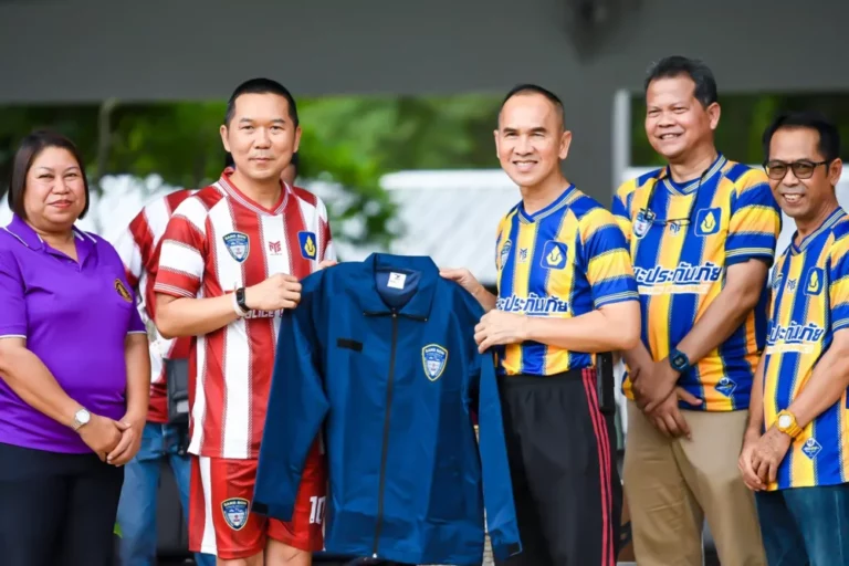 วิริยะประกันภัย จัดแมตช์ฟุตบอลกระชับมิตรตำรวจ
