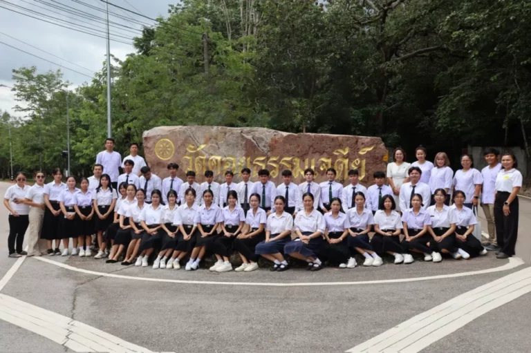 กรุงเทพประกันภัย มอบทุนการศึกษาระดับอุดมศึกษาให้แก่นักเรียนที่เรียนดีแต่ขาดแคลนทุนทรัพย์ ต่อเนื่องเป็นปีที่ 32