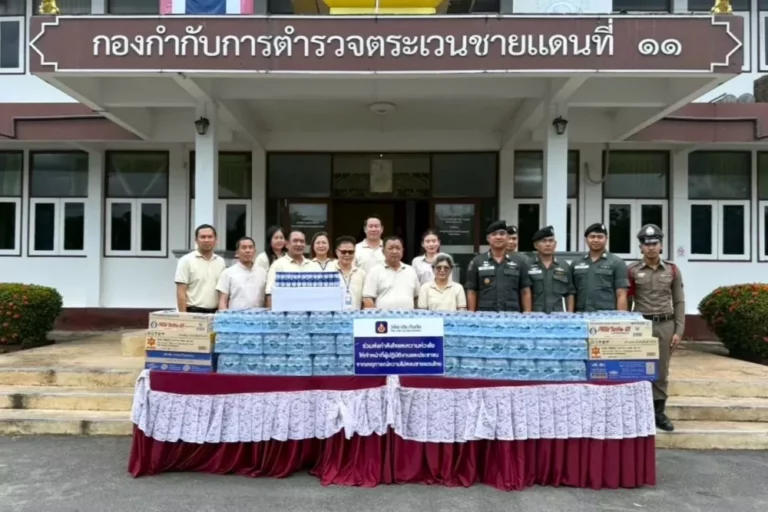 วิริยะประกันภัย มอบสิ่งของจำเป็นหนุนเจ้าหน้าที่แนวหน้า จ.จันทบุรี