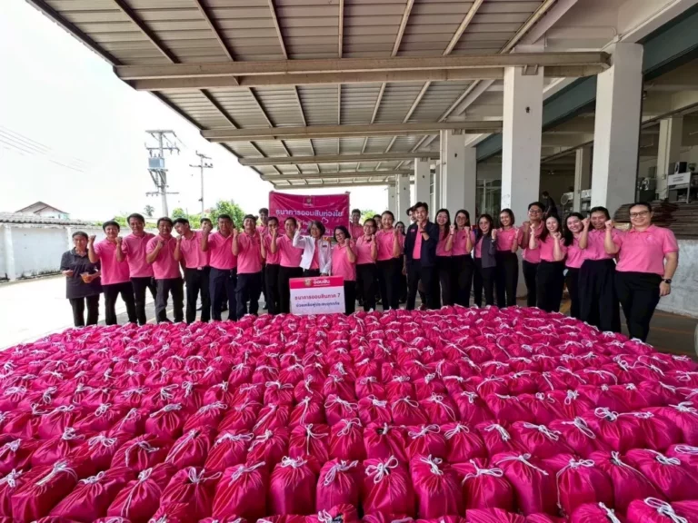 ออมสิน ส่งความห่วงใยต่อเนื่อง นำถุงยังชีพช่วยเหลือผู้ประสบอุทกภัย ในพื้นที่ จ.อุตรดิตถ์ และ จ.พิษณุโลก