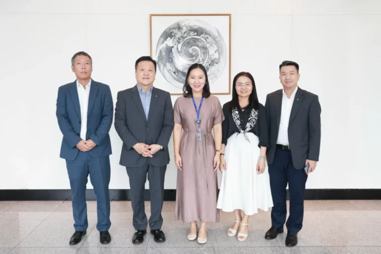 กรุงเทพประกันภัย เปิดบ้านต้อนรับคณะผู้บริหารบริษัทนายหน้าประกันภัยและบริษัทประกันภัยชั้นนำจากเวียดนาม เยี่ยมชมระบบเทคโนโลยีการเคลมรถยนต์ที่อำนวยความสะดวกแก่ลูกค้าและคู่ค้า