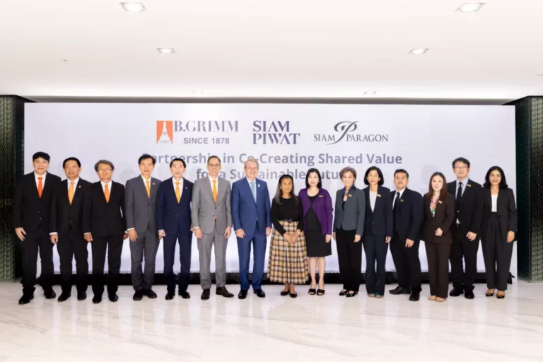 บริษัท บี. กริม ผนึก สยามพิวรรธน์ เดินหน้าความร่วมมือเชิงกลยุทธ์หลายมิติ ติดตั้งโซลาร์รูฟท็อปสยามพารากอน -ขับเคลื่อนสู่อนาคตพลังงานสะอาด