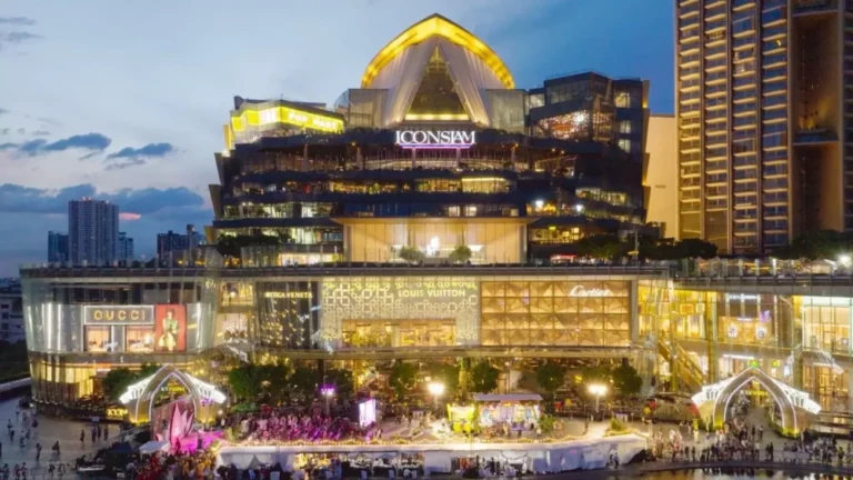 ไอคอนสยาม ตอกย้ำความเป็น “Global Hub of Culture” กับความสำเร็จของเทศกาลดิวาลีสุดยิ่งใหญ่ “AMAZING THAILAND GRAND DIWALI FESTIVAL 2025” ริมแม่น้ำเจ้าพระยา