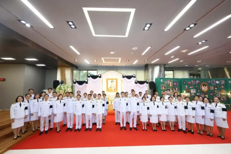 ธ.ก.ส. จัดพิธีถวายความอาลัยแด่สมเด็จพระนางเจ้าสิริกิติ์ พระบรมราชินีนาถพระราชชนนีพันปีหลวง