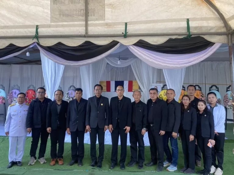 ธ.ก.ส. ร่วมแสดงความอาลัยและสดุดีวีรชนผู้เสียสละชีวิตจากเหตุการณ์ความไม่สงบชายแดนไทย-กัมพูชา พร้อมยกหนี้เงินต้นพร้อมดอกเบี้ยทุกสัญญาเงินกู้