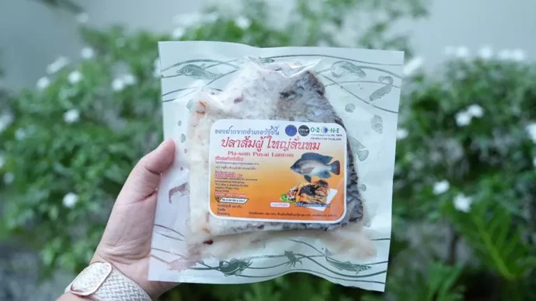 “ปลาส้มผู้ใหญ่ลั่นทม” ผลิตภัณฑ์ภูมิปัญญาท้องถิ่นสู่ธุรกิจที่ยั่งยืน ตัวแทนการเรียนรู้ แก้ปัญหา สร้าง “ประโยชน์สุข” ให้ชุมชนอย่างแท้จริง