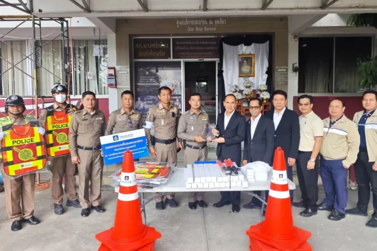 วิริยะประกันภัย มอบโล่ “สถานีตำรวจในดวงใจ” สภ.บางศรีเมือง ส่งเสริมมาตรฐานการปฏิบัติงานเพื่อสังคมปลอดภัย