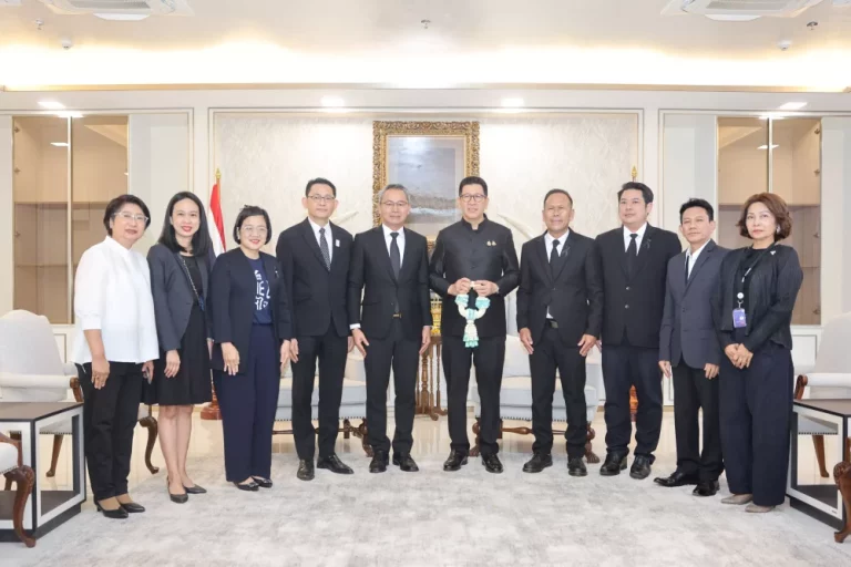 SME D Bank สวัสดีปีใหม่ ดร.เอกนิติ นิติทัณฑ์ประภาศ รองนายกรัฐมนตรี และ รมว.คลัง สร้างกำลังใจมุ่งมั่นภารกิจพัฒนาคู่เติมทุน หนุนเอสเอ็มอีไทยเติบโตยั่งยืน