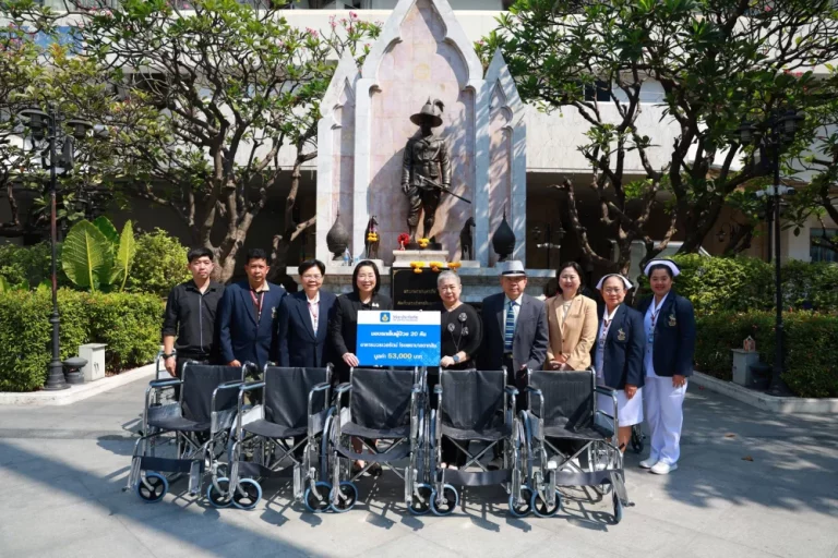 วิริยะประกันภัย มอบรถเข็นวีลแชร์หนุนคุณภาพชีวิตผู้ป่วย รพ.ตากสิน