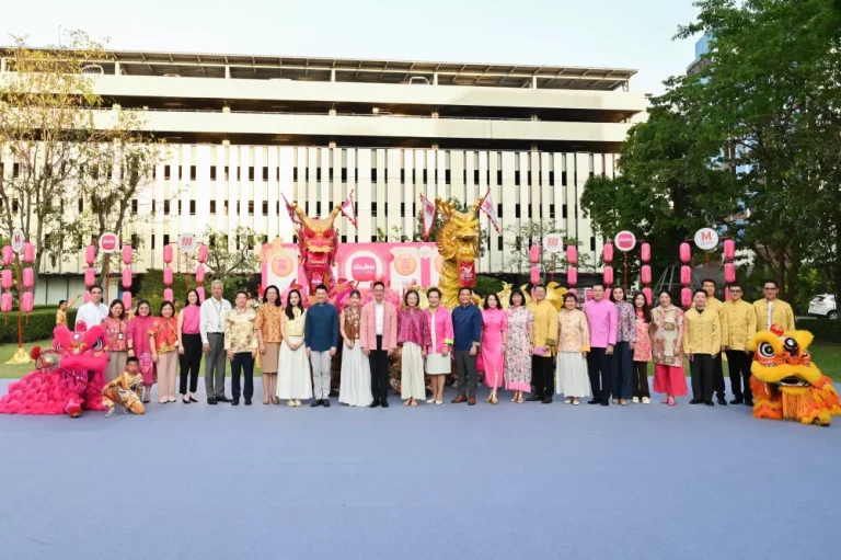 เมืองไทยประกันชีวิต เฉลิมฉลองเทศกาลตรุษจีน จัดพิธีสักการะองค์พระโพธิสัตว์กวนอิม และเทพเจ้ากวนอู พร้อมเชิดมังกรชมพู ประจำปี 2569