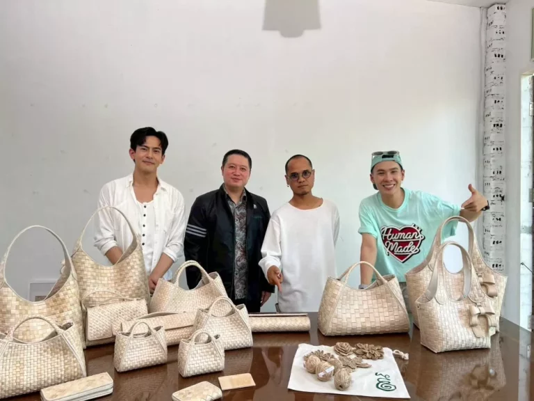 ธ.ก.ส. ชวนชมรายการหอมแผ่นดิน กลิ่นไอเกษตร ตอนมหัศจรรย์ราชบุรี ตามหาต้นกำเนิดกระเป๋าหนังกาบกล้วย “ตานีสยาม”