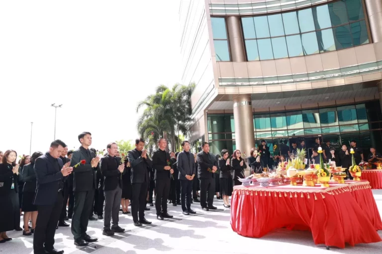 ธ.ก.ส. จัดพิธีบวงสรวงพระอนุสาวรีย์ กรมหลวงชุมพรเขตอุดมศักดิ์ เนื่องในวันอาภากร ปี 2569