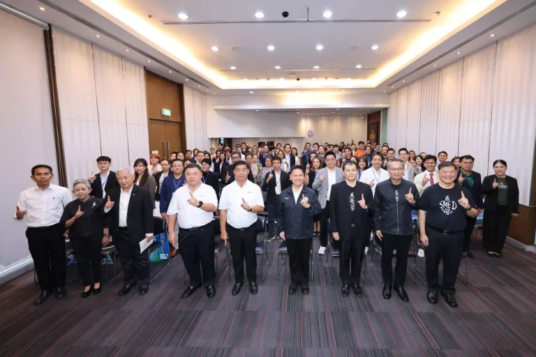 รวอ.วราวุธ ประกาศรวมพลัง ONE MIND เสริมแกร่งเอสเอ็มอีไทย ในโครงการ CEO Exclusive Program จัดโดย SME D Bank