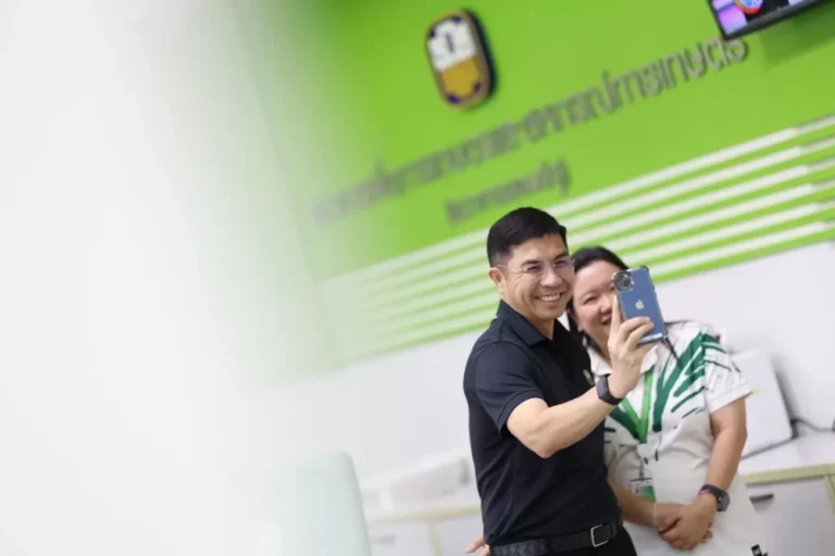 ผู้จัดการ ธ.ก.ส. ลงพื้นที่เยี่ยมสาขาและเยี่ยมชม BAAC Outlet จำหน่ายผลิตภัณฑ์ลูกค้าจังหวัดอุบลราชธานี