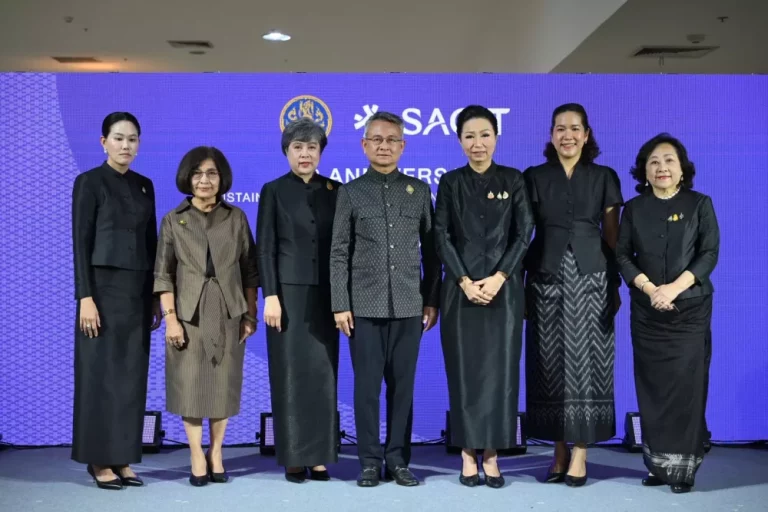 SACIT ก้าวสู่ปีที่ 6 สืบสานภูมิปัญญา สู่เศรษฐกิจงานศิลปหัตถกรรมที่ยั่งยืน เดินหน้าผลักดัน “ชุดไทยพระราชนิยมและหัตถกรรมที่เกี่ยวข้องอัตลักษณ์ชาติ” สู่เวทีโลก