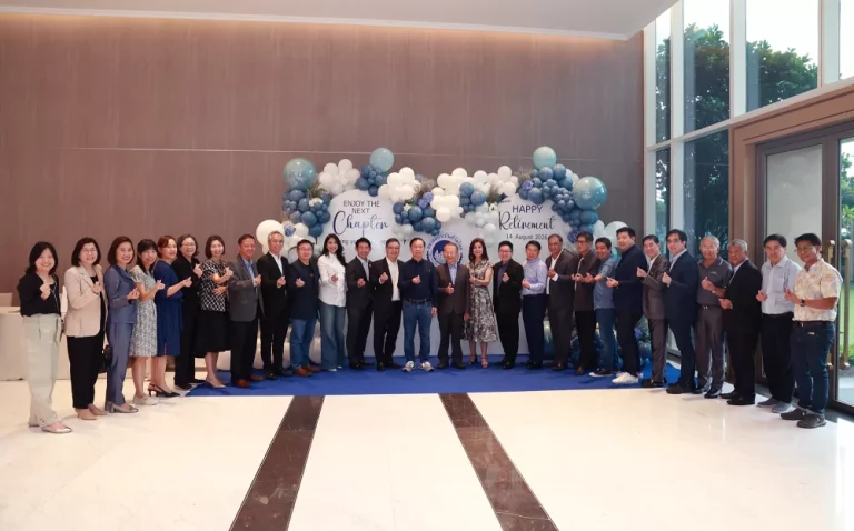 สมาคมประกันชีวิตไทย เชิดชูเกียรติ “คุณสุทธิ–คุณพิชา” สองบุคลากรทรงคุณค่า ต้นแบบการทำงานเพื่อส่วนรวม