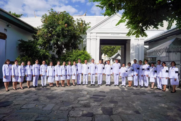 SME D Bank ร่วมผลัดเวรเฝ้าฯ ในพระพิธีธรรมสวดพระอภิธรรมพระศพ สมเด็จพระเจ้าลูกเธอ เจ้าฟ้าพัชรกิติยาภาฯ พร้อมหน่วยงานในสังกัดกระทรวงอุตสาหกรรม